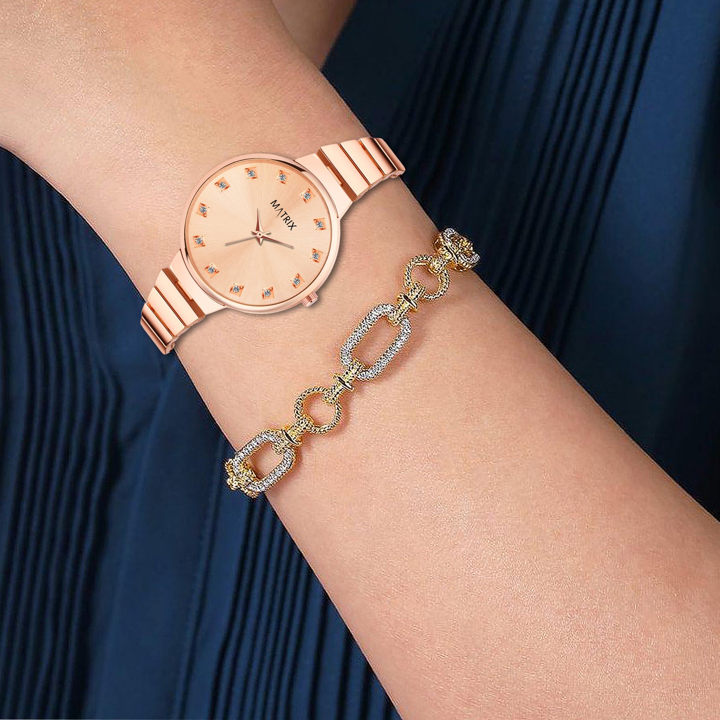 Matrix Daisy Stone Studded Dial With Bracelet Chain Analog Watch for Women