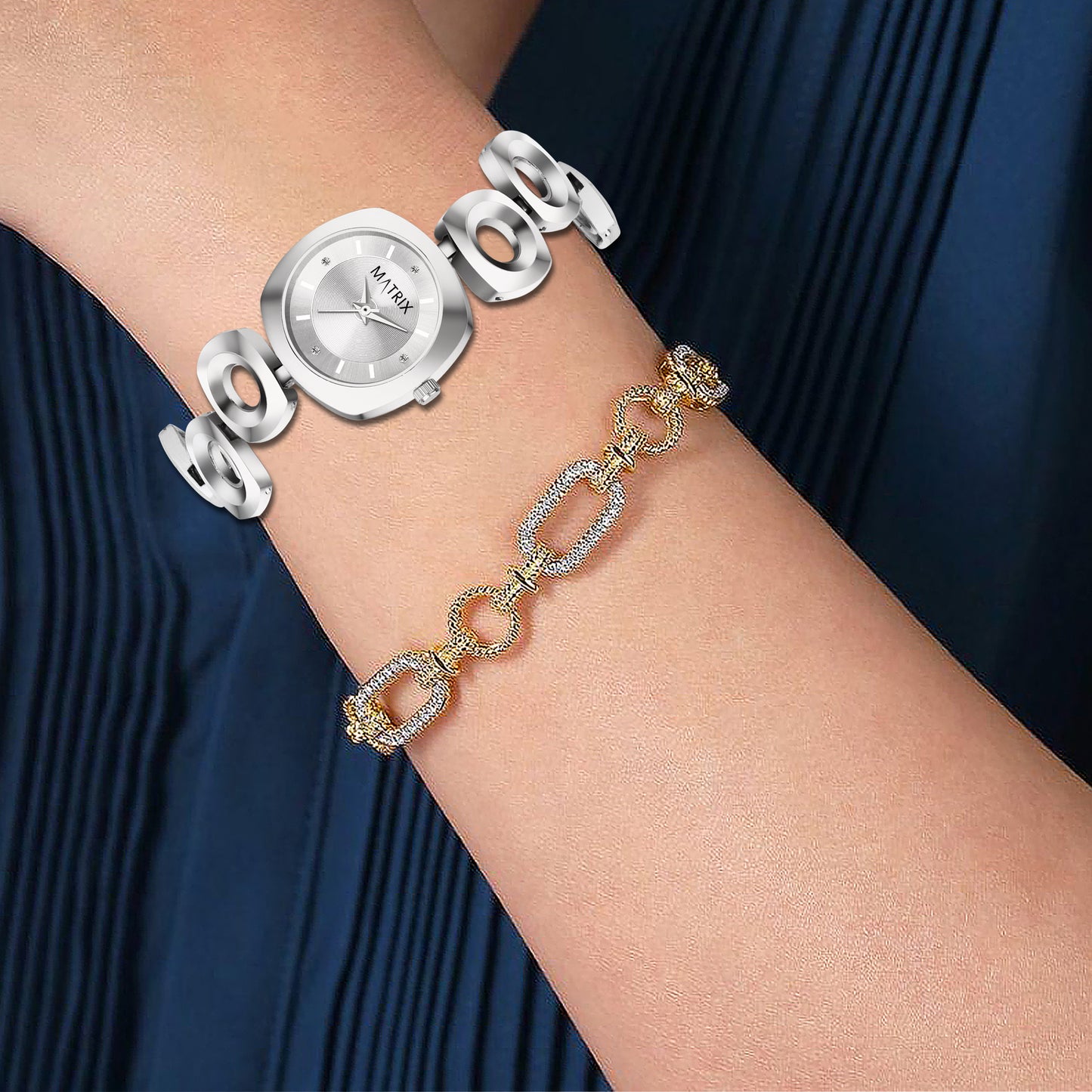 Matrix Timepiece Blush Collection | Designer Bracelet Chain Watch for Women