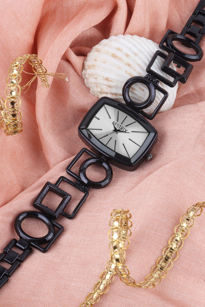 Matrix Timepiece Blush Collection | Designer Bracelet Chain Watch for Women